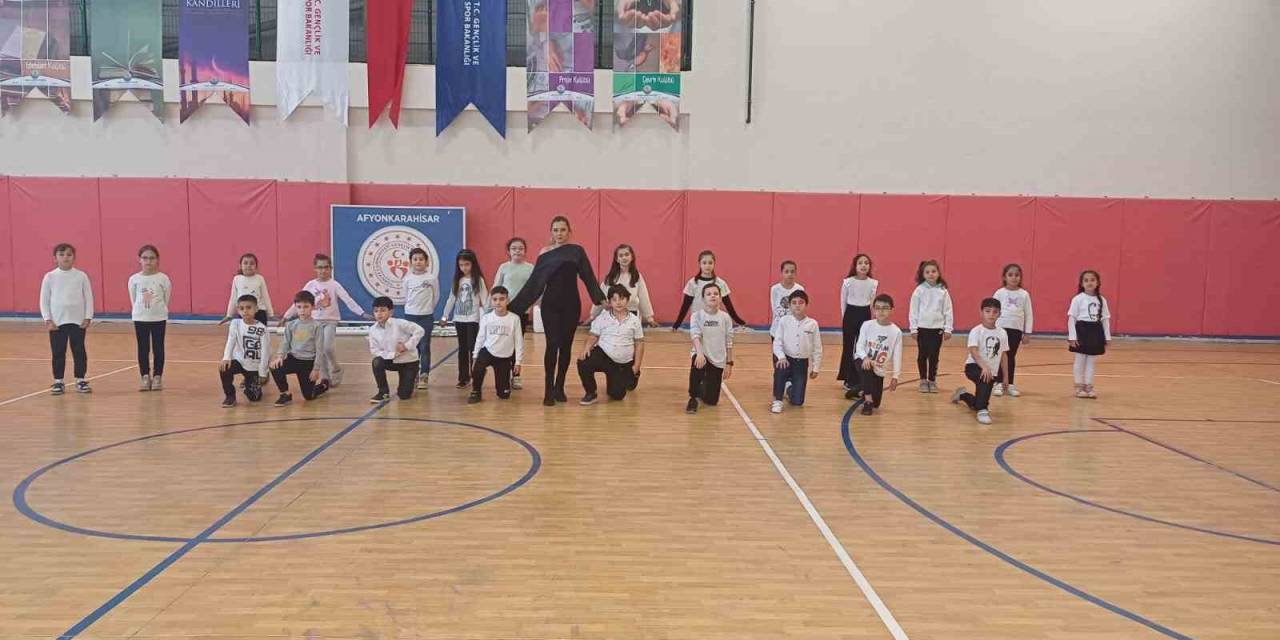 Okul Sporları Karate Müsabakaları Başladı