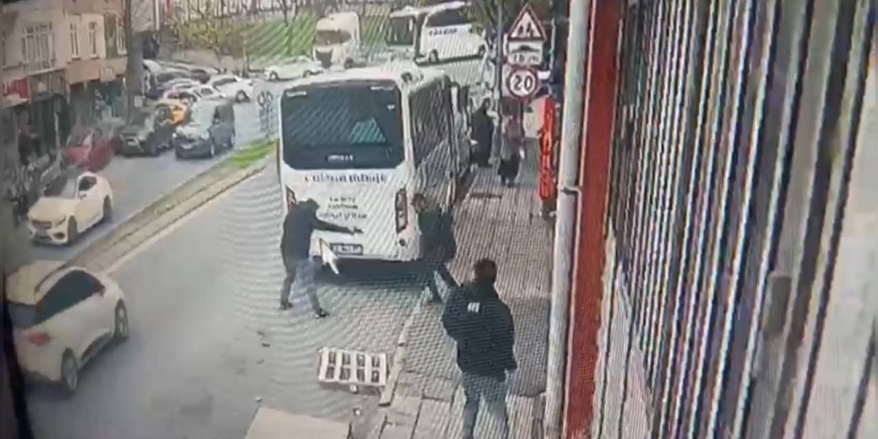 İstanbul’da Silahlı Saldırı Kamerada: Eski Sevgilisinin Erkek Arkadaşını Vurdu