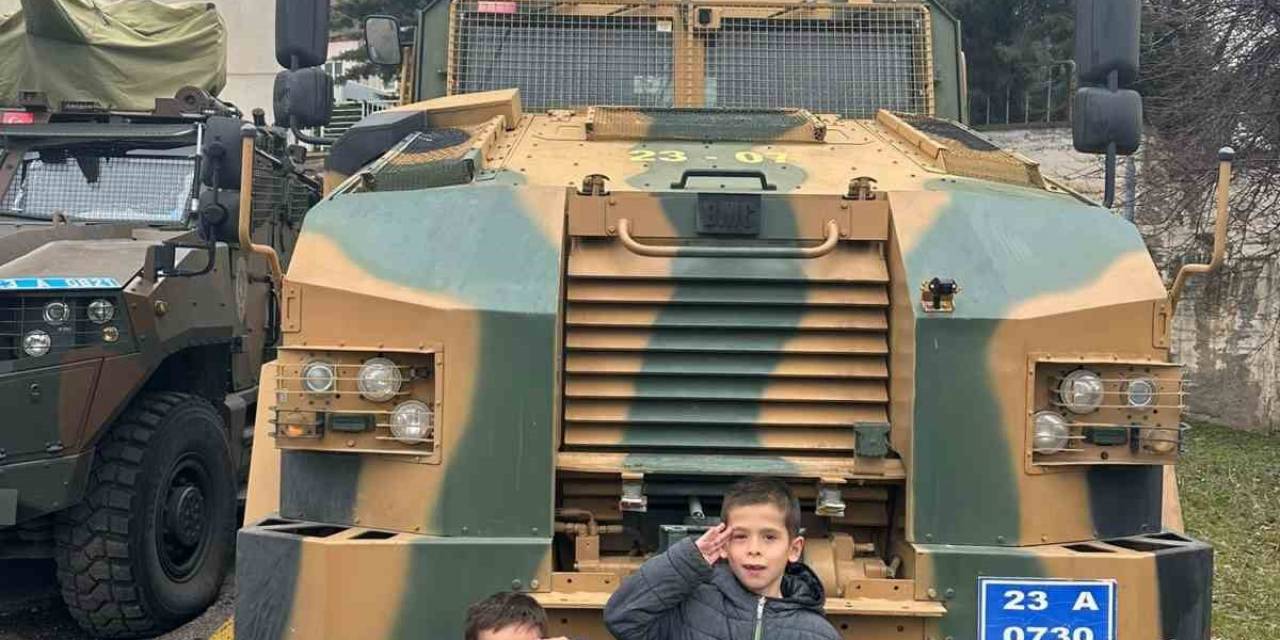 Çocuklar Hayal Etti Polis Yerine Getirdi