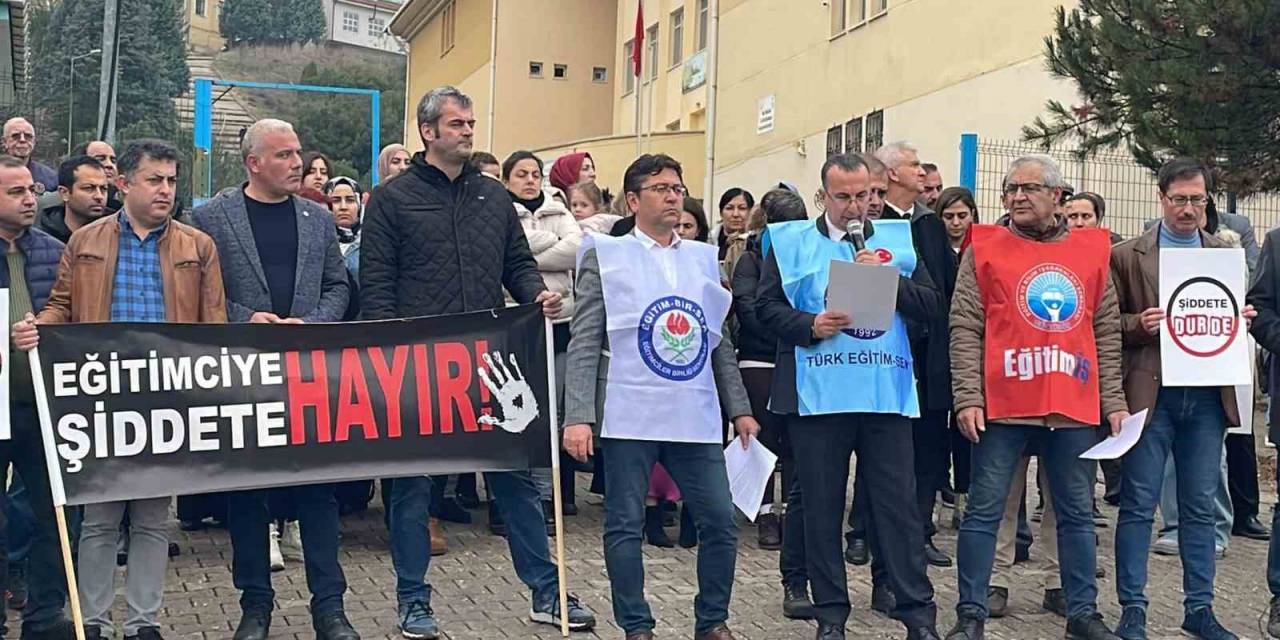 Bilecik’te Bir Öğretmen Ve Kantin Görevlisini Darp Eden Kadın Veli Serbest Kaldı