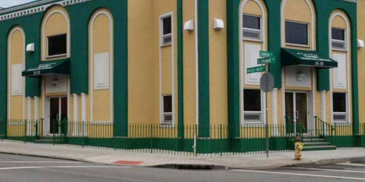 Abd’de Cami Önünde Silahlı Saldırıya Uğrayan İmam Ağır Yaralandı
