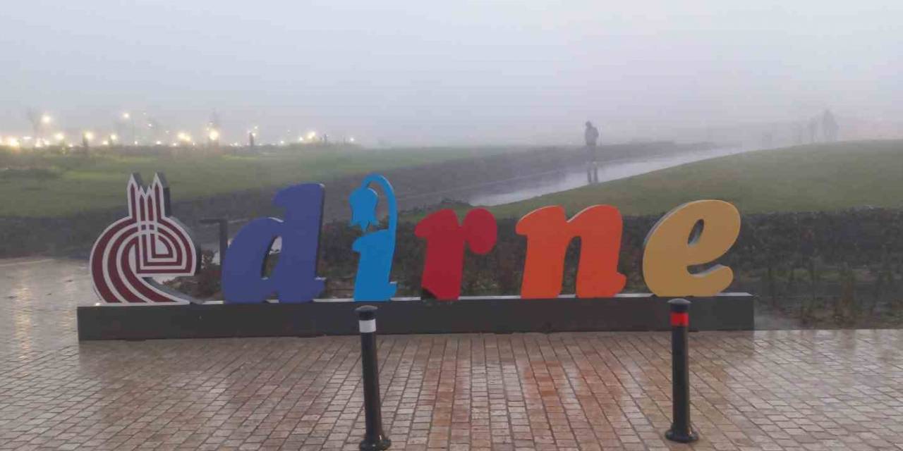 Edirne’de Sis Hayatı Olumsuz Etkiliyor: Vatandaşlar Kar Yağışı Bekliyor