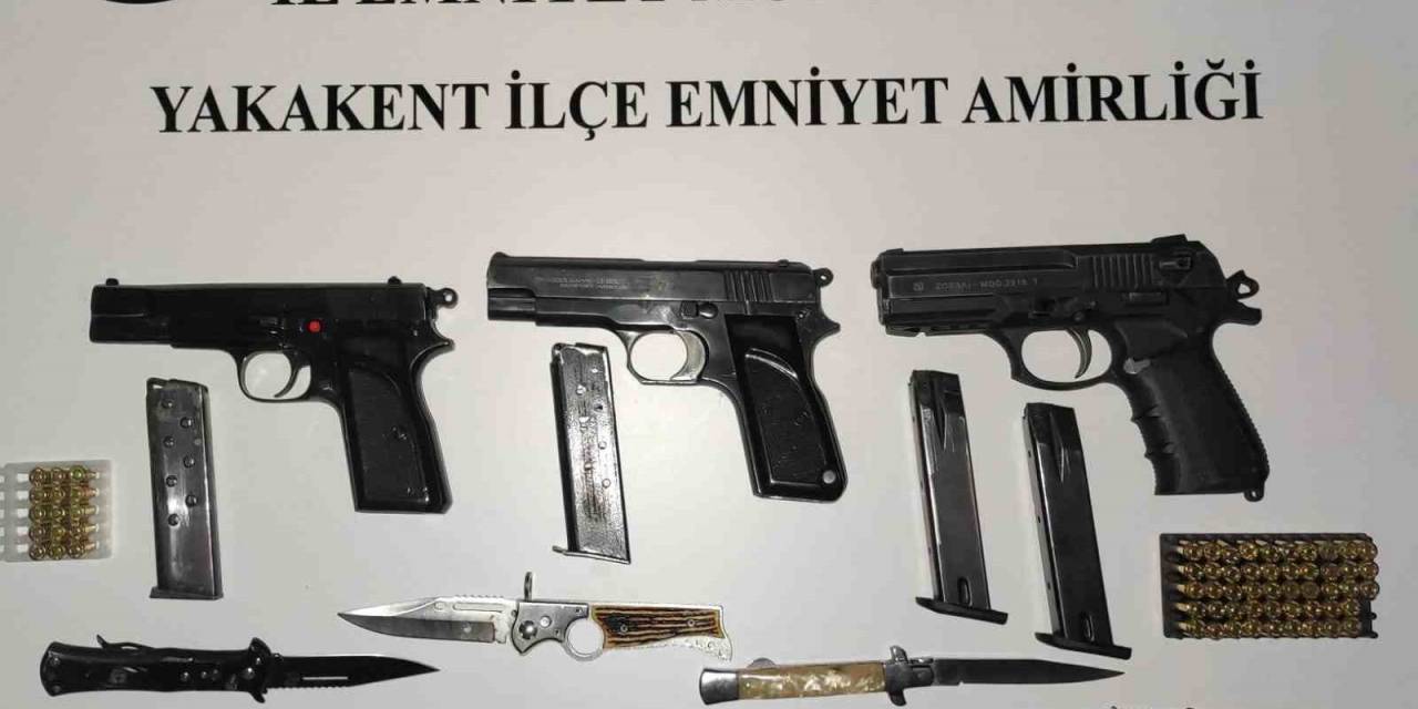 Silah Kaçakçılığı Şüphelisi Oyun Oynarken Yakalandı