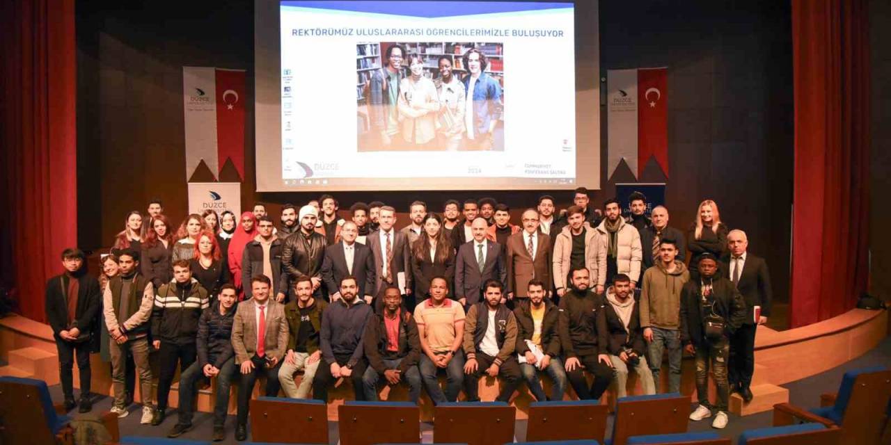 Rektör Sözbir Uluslararası Öğrencilerle Buluştu