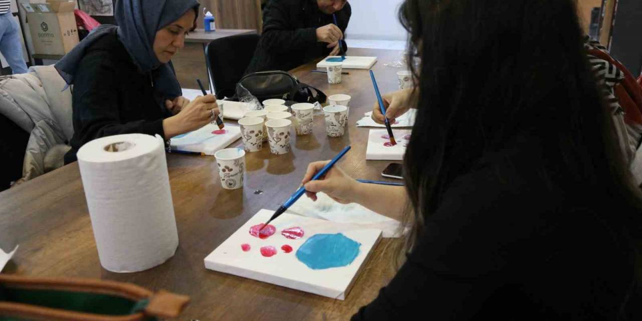 Gaziosmanpaşalı Kadınlardan Başkan Usta’ya Tam Destek