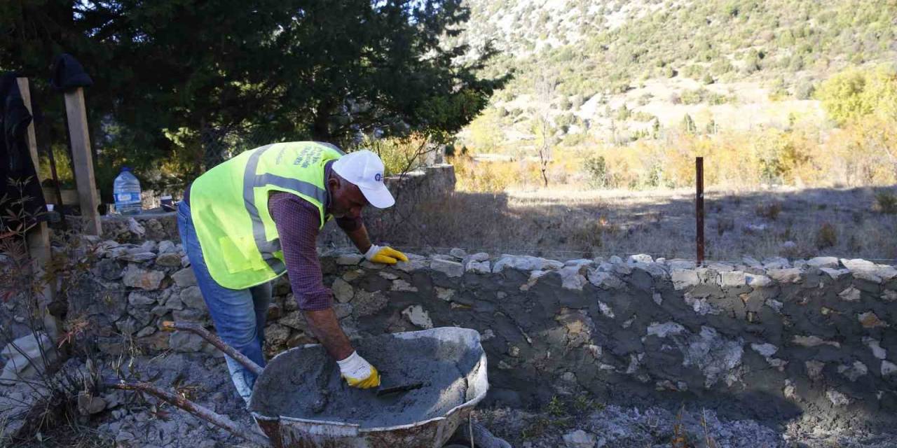 Büyükşehir Belediyesi’nden Akseki’ye Gasilhane Ve Mezarlık Hizmeti