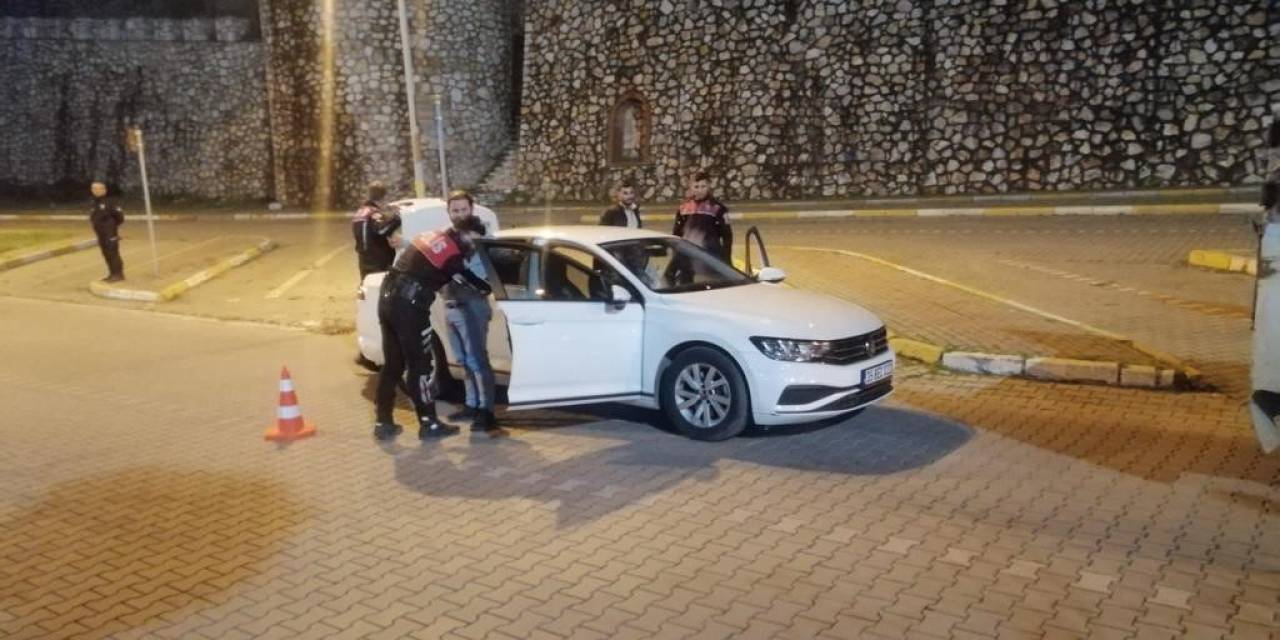 Balıkesir’de Aranan 9 Şahıs Yakalandı 90 Sürücüye Para Cezası!