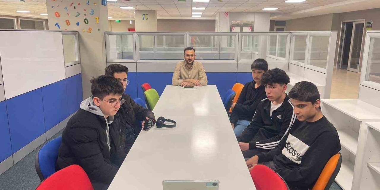 Büyükşehir’in Projesi Gençliğe Değer Katıyor