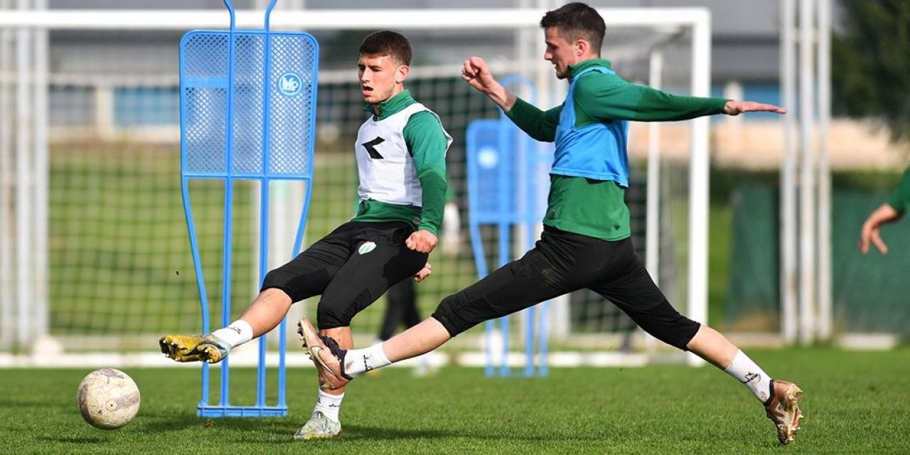 Bursaspor Hücum Çalıştı