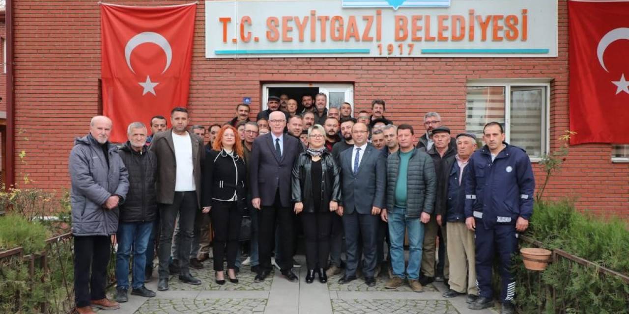 Başkan Kazım Kurt: “Üreterek Dayanışmayı Büyütüyoruz”