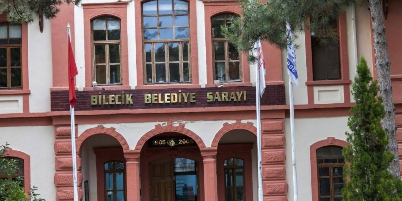 Bilecik Belediyesine Ekipleri Harekete Geçiren Olay