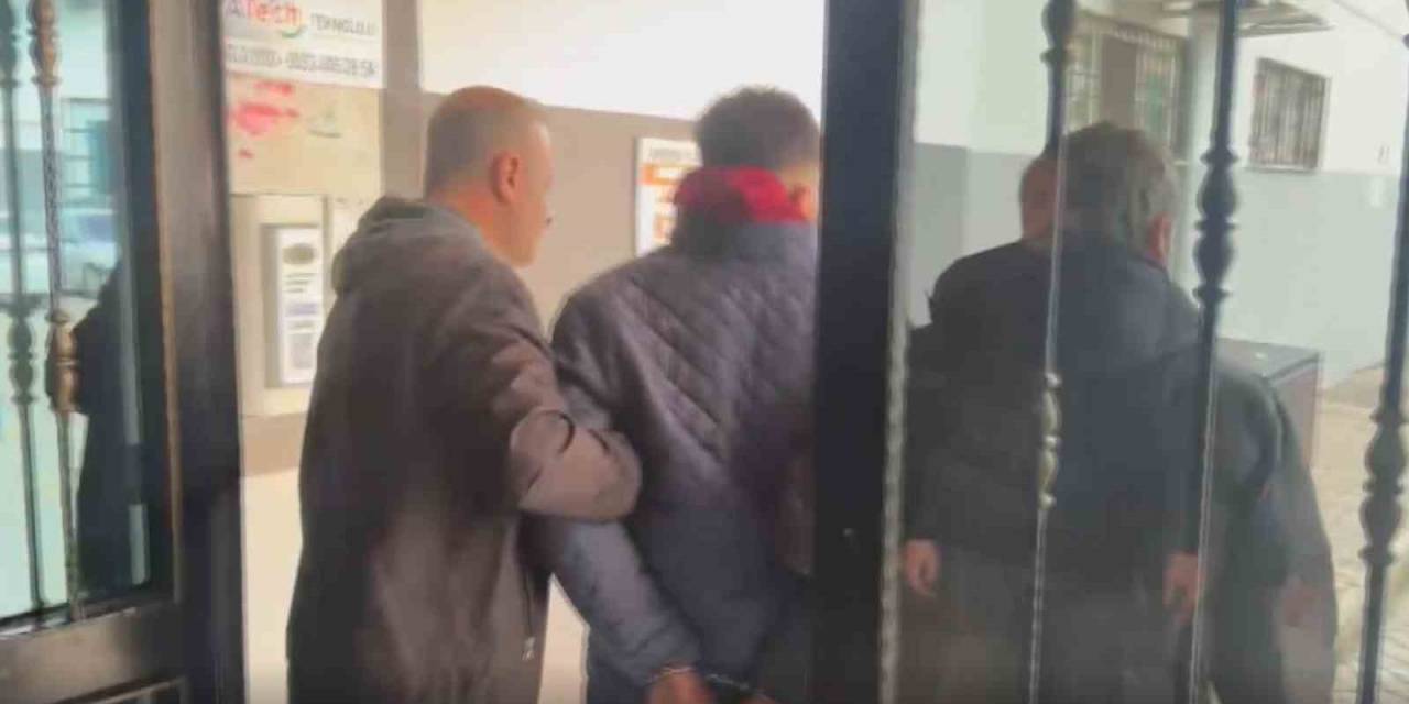 Hırsızlık İçin Girdiği Evde Suçüstü Yakalandı