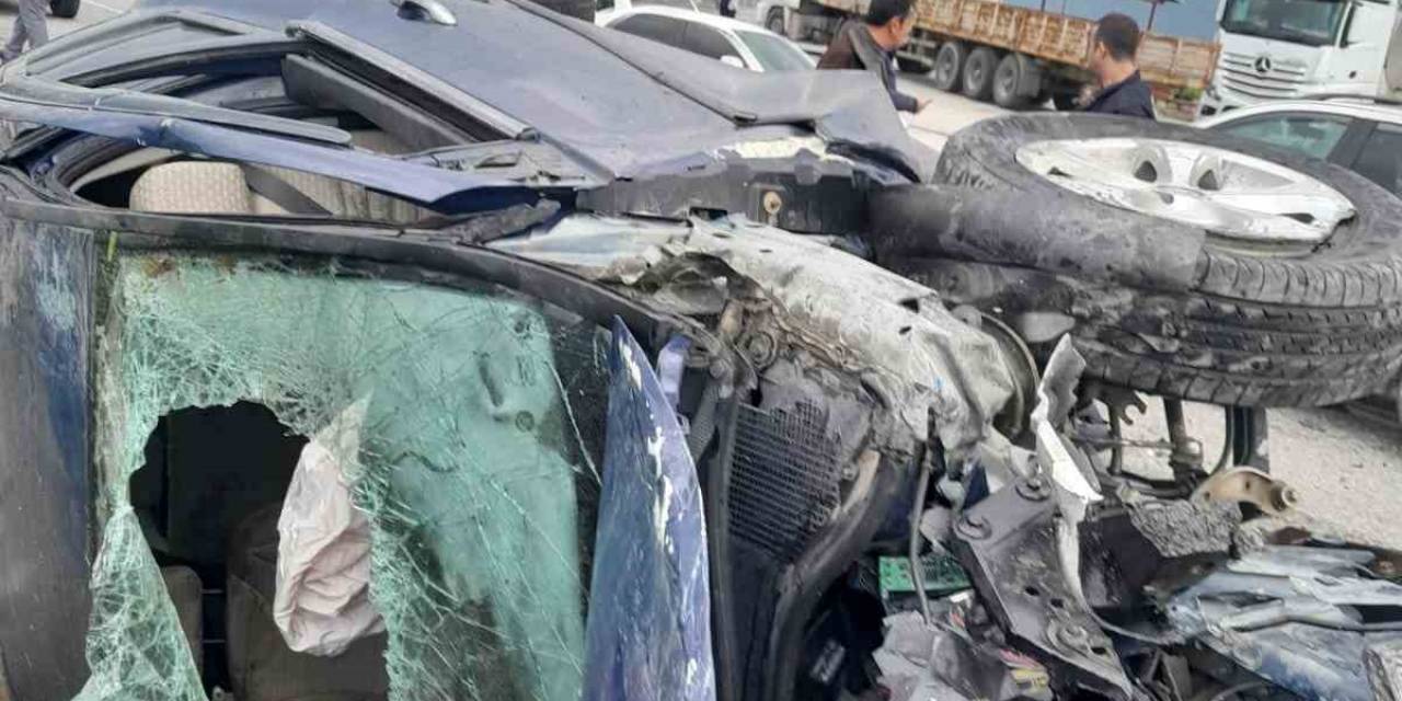 Kafa Kafaya Çarpıştılar: 4 Yaralı