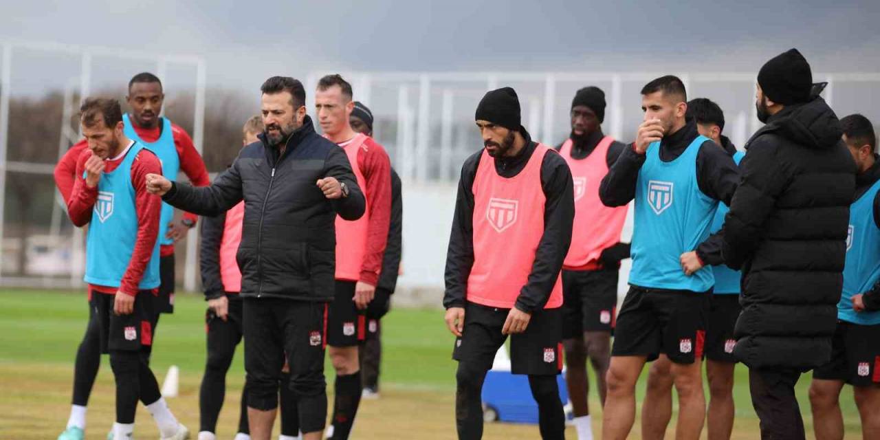 Sivasspor Kayserispor Maçına Hazırlanıyor