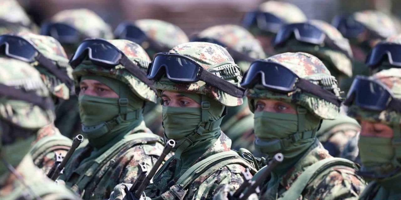 Sırbistan’da 13 Yıl Sonra Askerlik Hizmeti Yeniden Zorunlu Olabilir