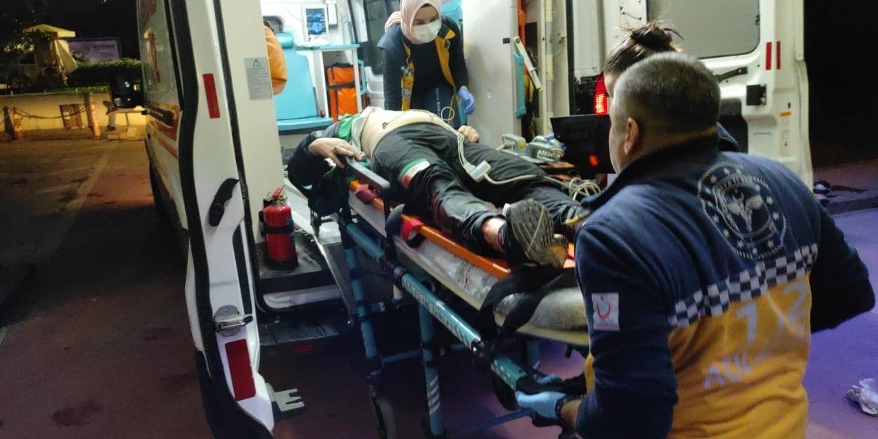 Sokak Ortasında Kurşun Yağdırdı: Boynundan Vurulan Şahıs Ağır Yaralandı