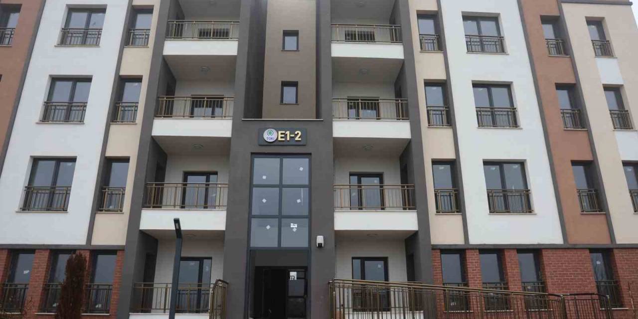 Diyarbakır’da Konteyner Kentte Kalan Depremzedeler Toki Konutlarına Geçmeyi Bekliyor