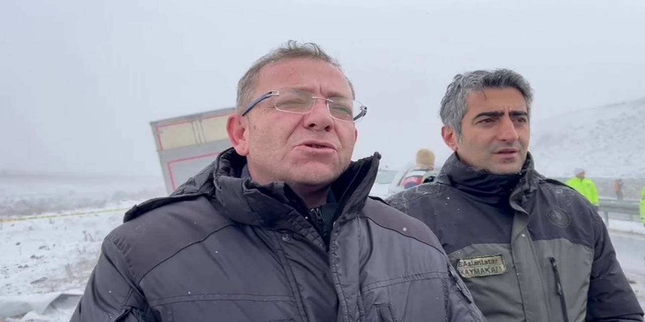 Kars’ta Zincirleme Trafik Kazası: İki Yolcu Otobüsü Ve Kamyon Birbirine Girdi