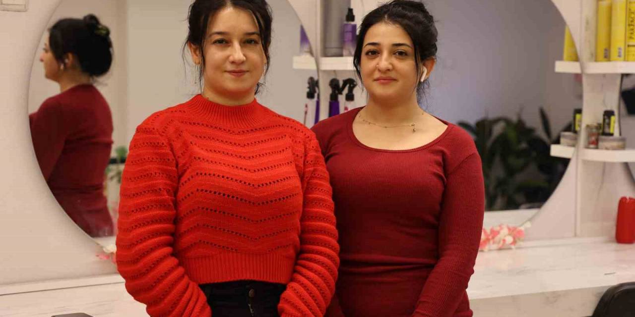 Depremzede Kadın: "Sıfırdan Başladık Hayata"