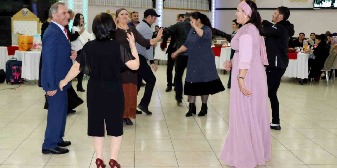 Ahıska Türkleri ‘Toy’ Geleneklerini Erzincan’da Sürdürüyor