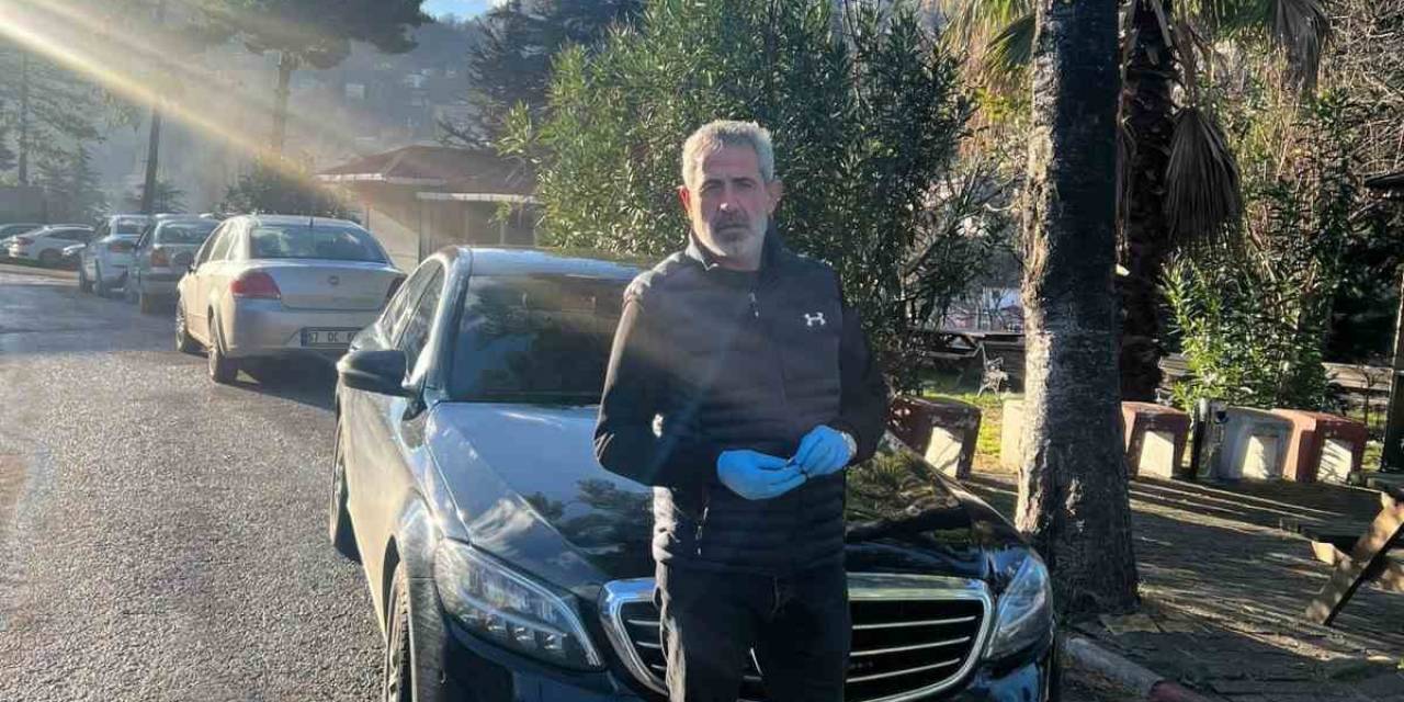 Yalova’da Çaldığı Lüks Otomobille Zonguldak’ta Yakalandı