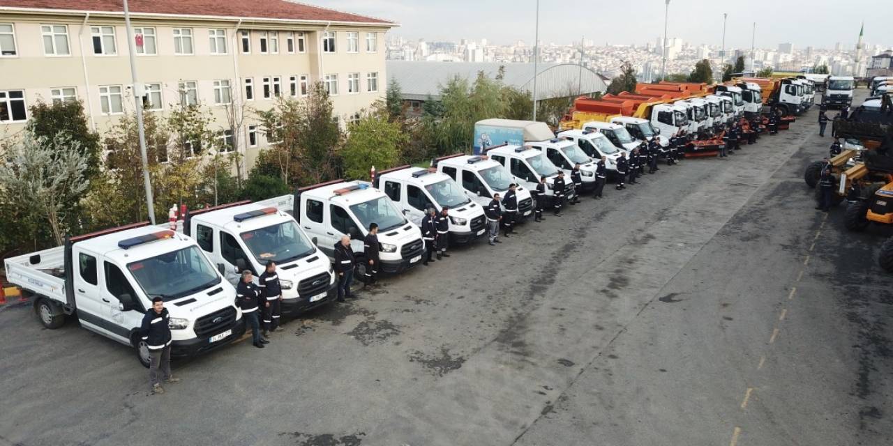 Küçükçekmece’de Karla Mücadele Ekipleri Hazır