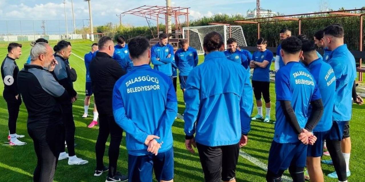 Talasgücü Belediyespor’un Antalya Kampı Başladı