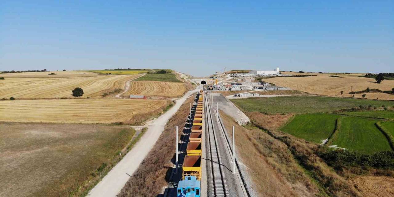 Türkiye’yi Avrupa’ya Bağlayacak Hızlı Tren Çalışmalarında Edirne Kısmı Haziranda Bitiyor