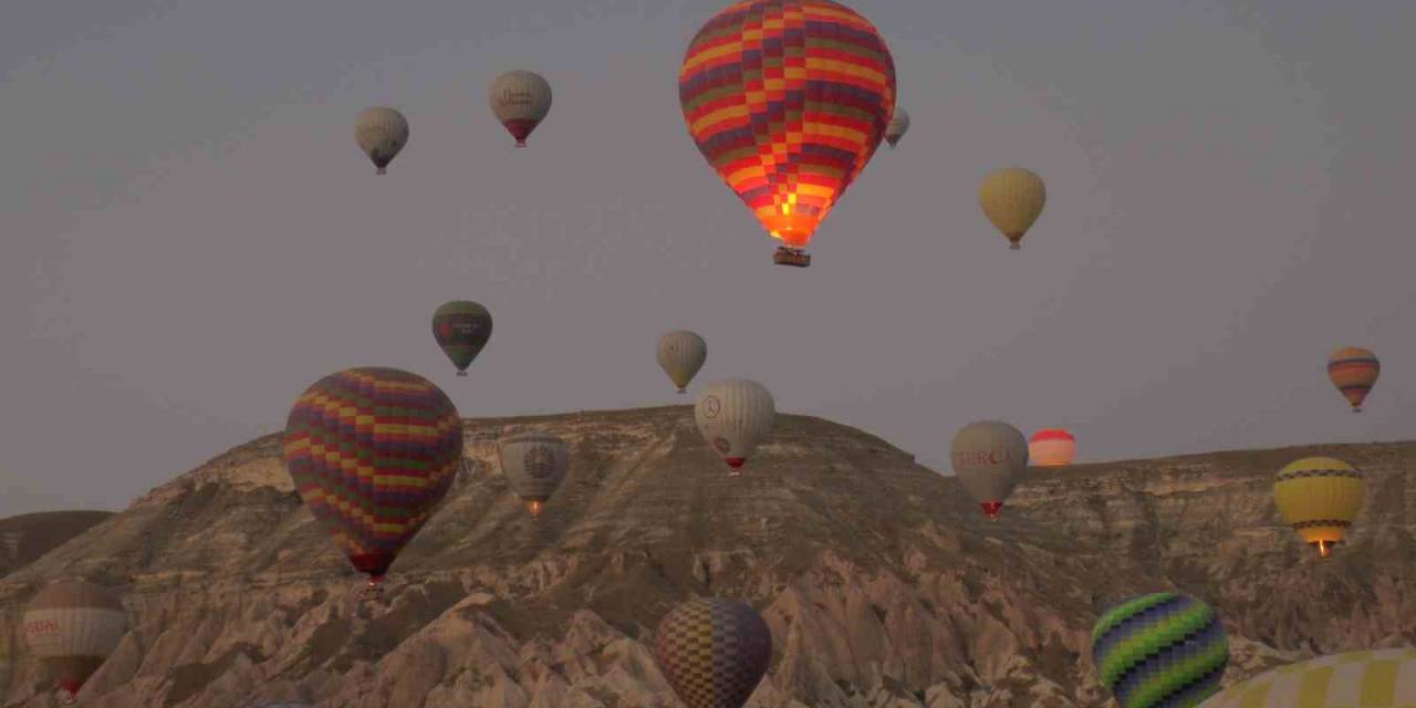 615 Bin Kişi Kapadokya’yı Kuş Bakışı İzledi