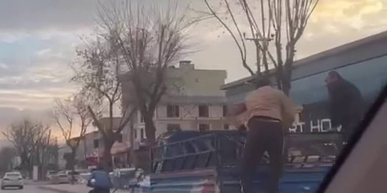 Sakarya’da İlginç Görüntü: Gören Dönüp Bir Daha Baktı