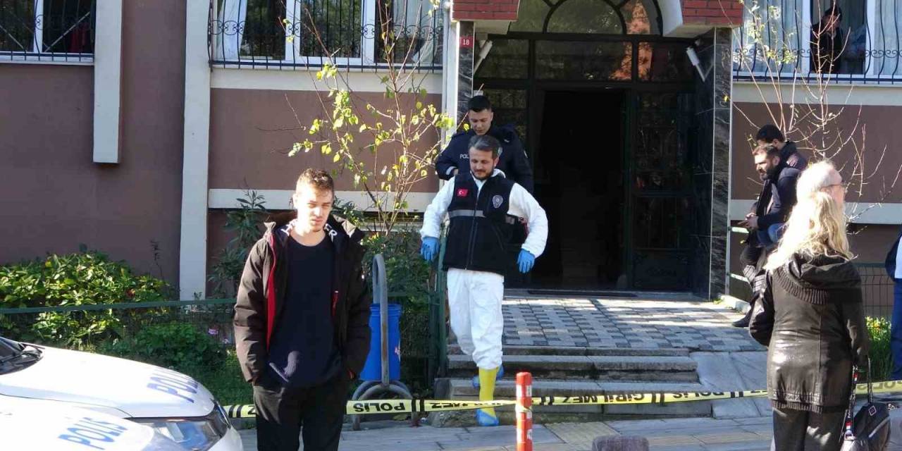 Pendik’te Sitede Çıkan Yangında 83 Yaşındaki Kadın Hayatını Kaybetti