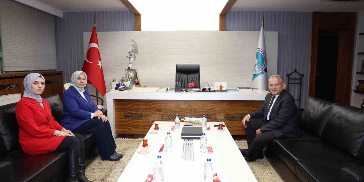 Başkan Büyükkılıç’a Göreve Yeni Atanan Ak Parti Kadın Kolları İl Başkanı Meral Koşar’dan Ziyaret