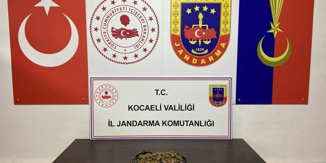 Uyuşturucu Operasyonunda 3 Kişi Yakalandı