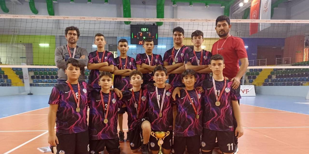 Bozyazı Ortaokulu İl Şampiyonu Oldu