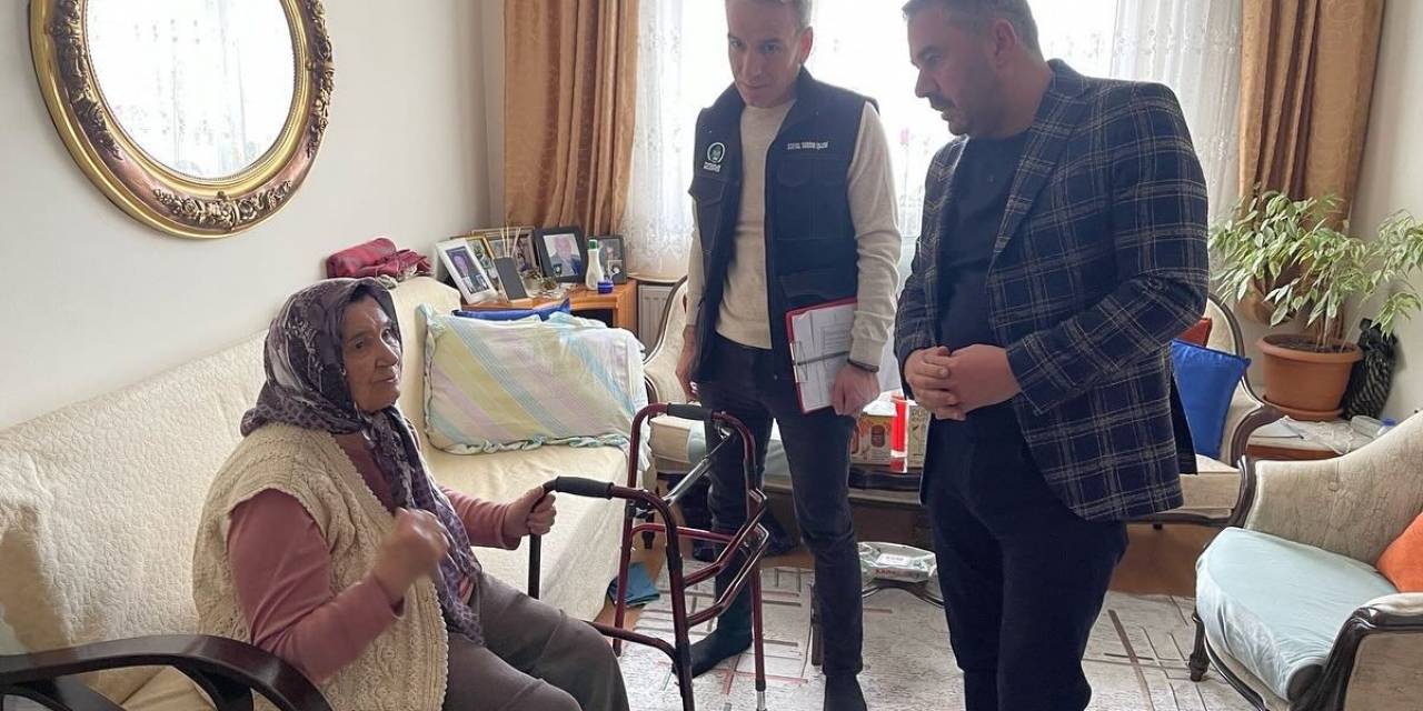 Pursaklar Belediye Başkanı Çetin, Vatandaşların Gönül Kapılarını Çalıyor