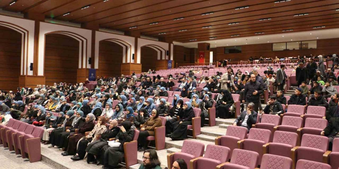 Diyarbakır’da "Filistin İçin Sözümüz Var" Temalı Konferans Düzenlendi