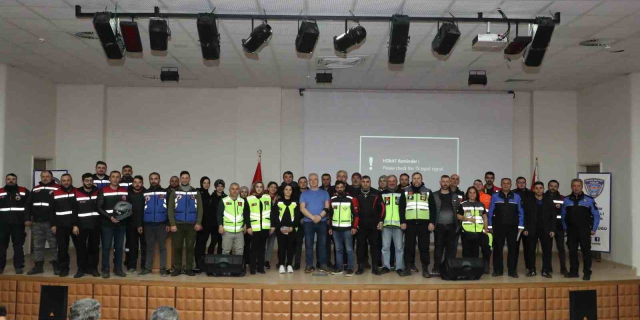 Polisten Motosiklet Sürücülerine Eğitim