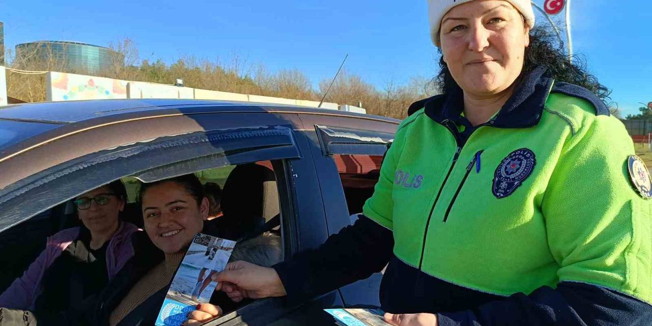 Polis Ekiplerinden Sürücülere Kurallara Uyum Uyarısı