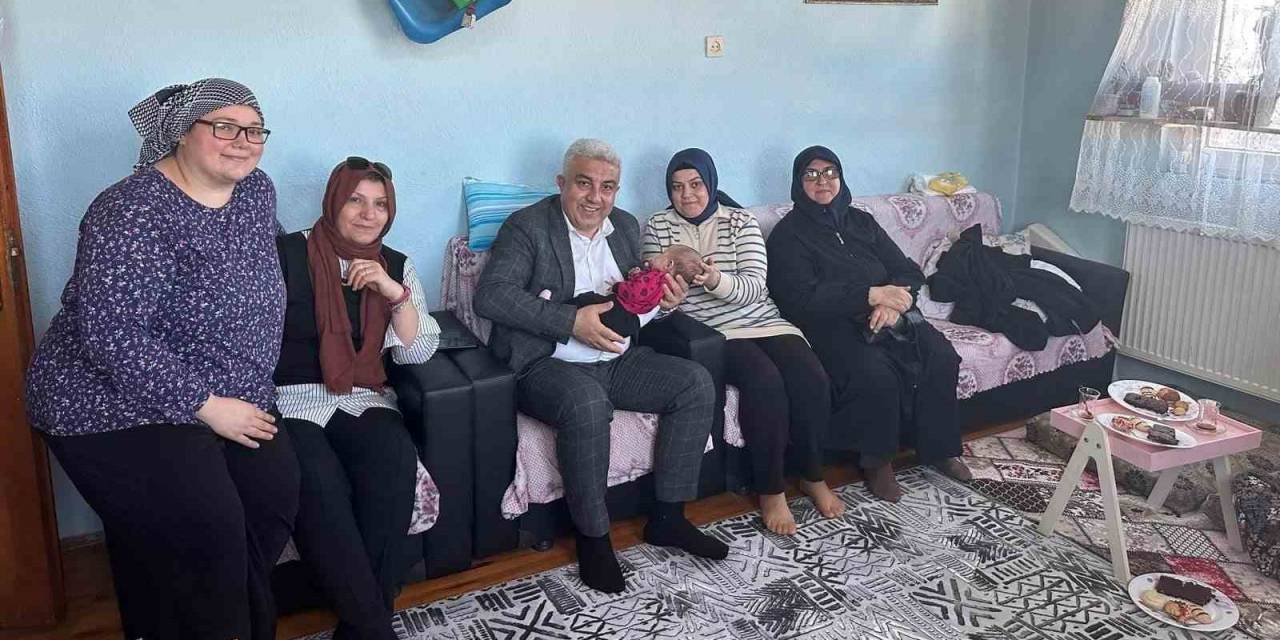 Hisarcık Belediyesinin “Hoş Geldin Bebek” Projesi