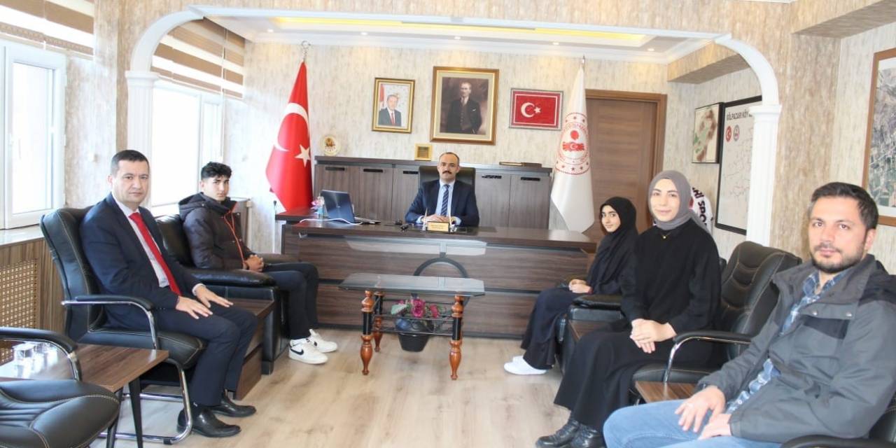 Yarışmada Birinci Ve İkinci Oldular