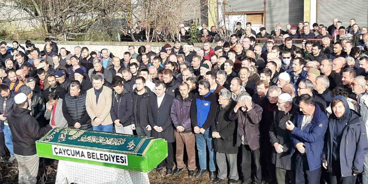 Senegal’deki İş Kazasında Hayatını Kaybeden İşçi Toprağa Verildi