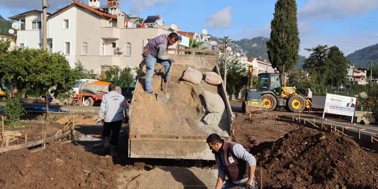 Marmaris Beldibi’ndeki Parkta Çalışmalar Sürüyor