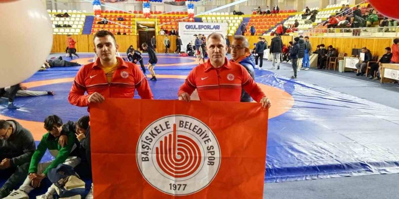 Berat Mut, Okullar Arası Serbest Güreş Türkiye Şampiyonası’nda 5. Oldu