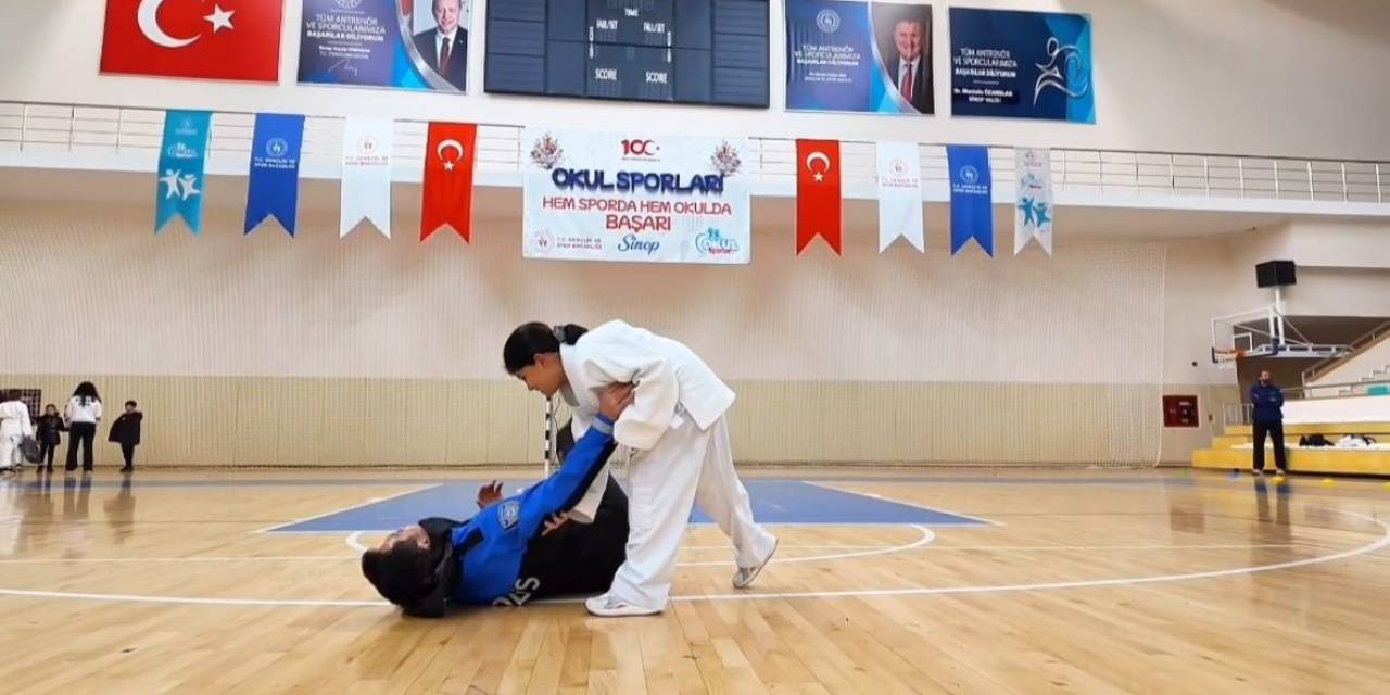 Sinop’ta Öğrencilere Judo Ve Güreş Kursu