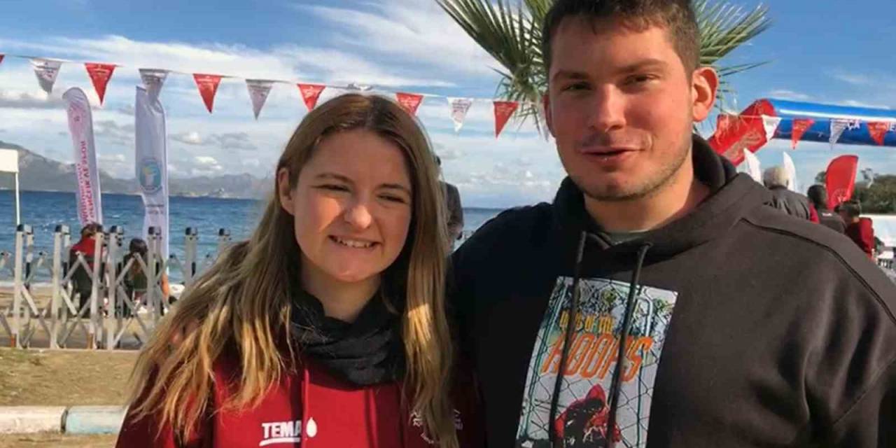 Denizden Çıktı, Evlilik Teklifi Yaptı