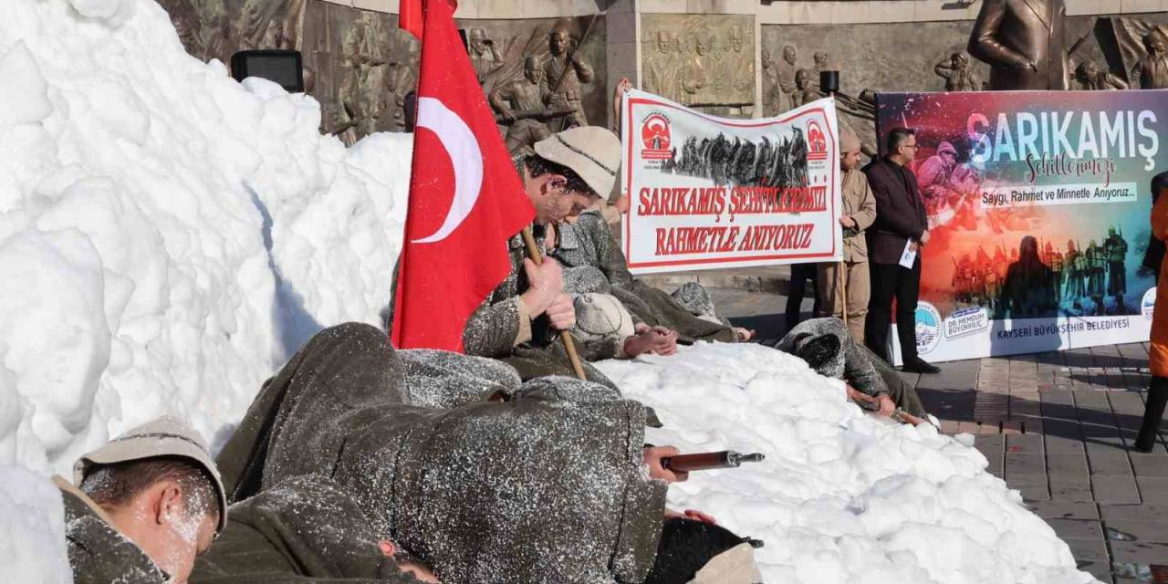 Başkan Büyükkılıç, Sarıkamış Şehitlerini Anma Programına Katıldı