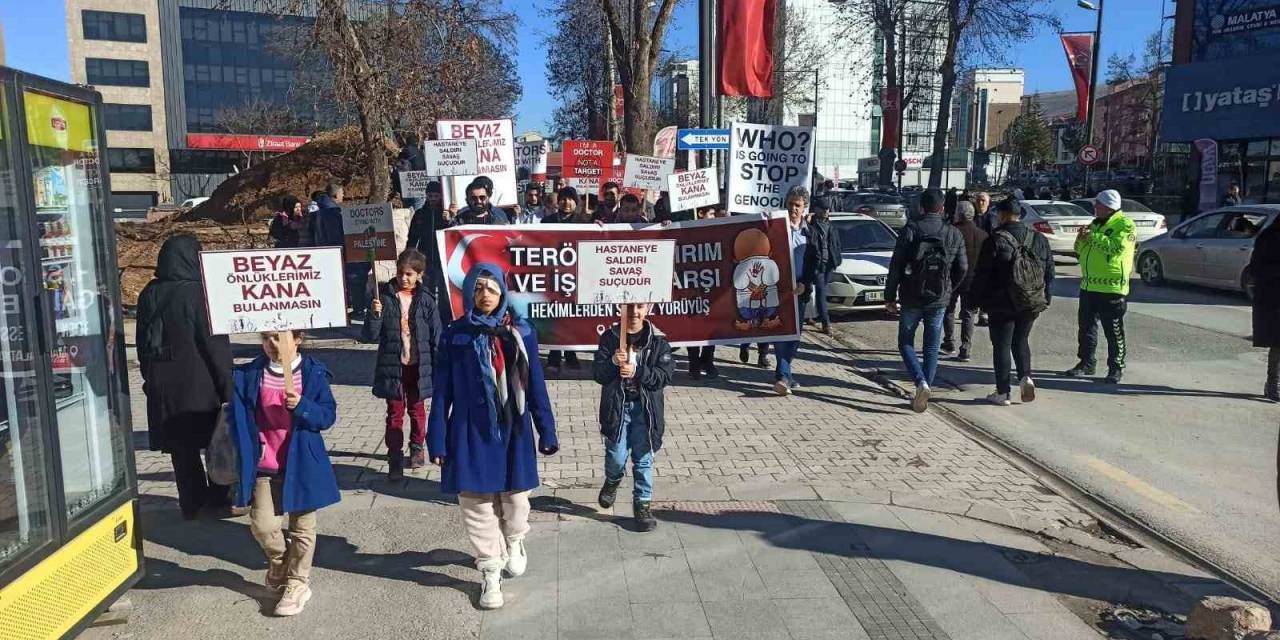 Hekimler Ve Sağlık Çalışanlarından İsrail Zulmüne Karşı Eylem