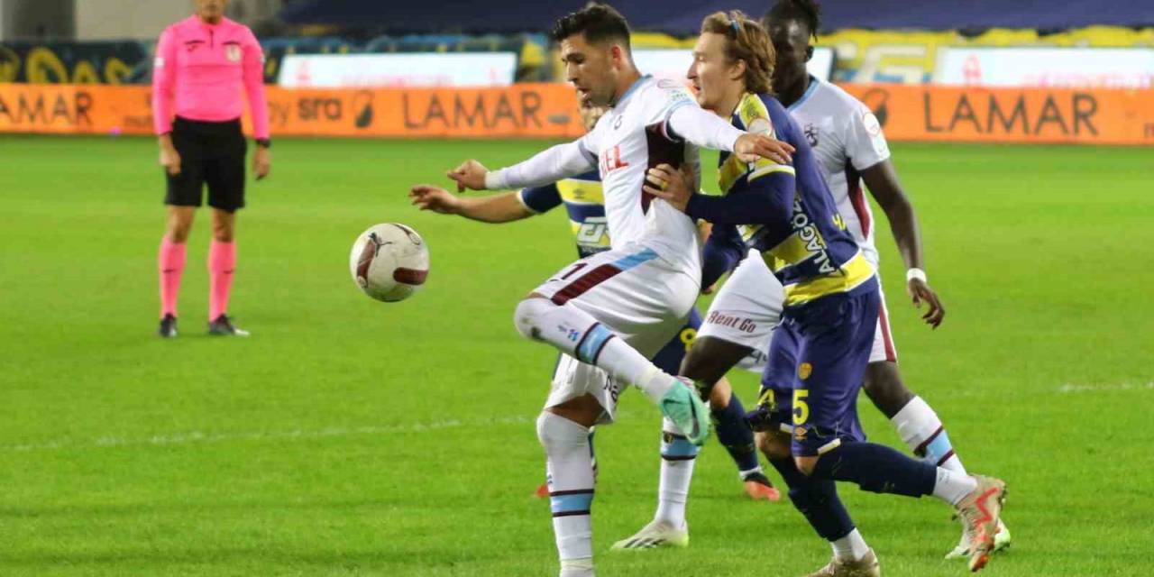 Trendyol Süper Lig: Mke Ankaragücü: 0  - Trabzonspor: 1 (İlk Yarı)