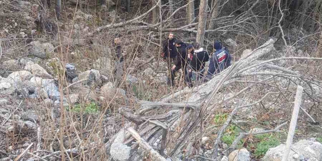 İnegöl’de Kayıp Olan Gencin Cesedi Bilecik’te Ormanlık Alanda Gömülü Bulundu