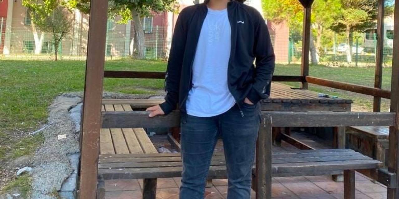 Lise Öğrencisi Trafik Kazasında Hayatını Kaybetti